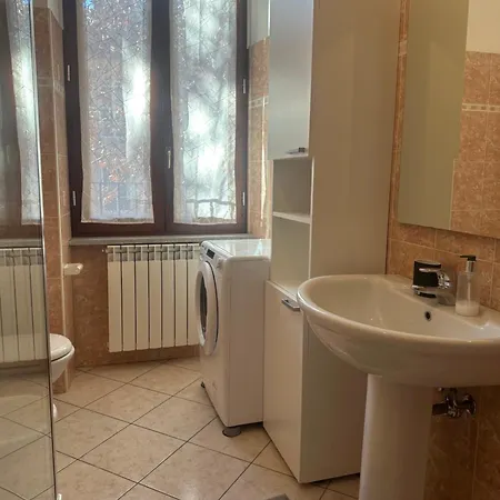 Bloom - Near Hospital - Free Wifi *