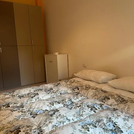 Bloom - Near Hospital - Free Wifi *